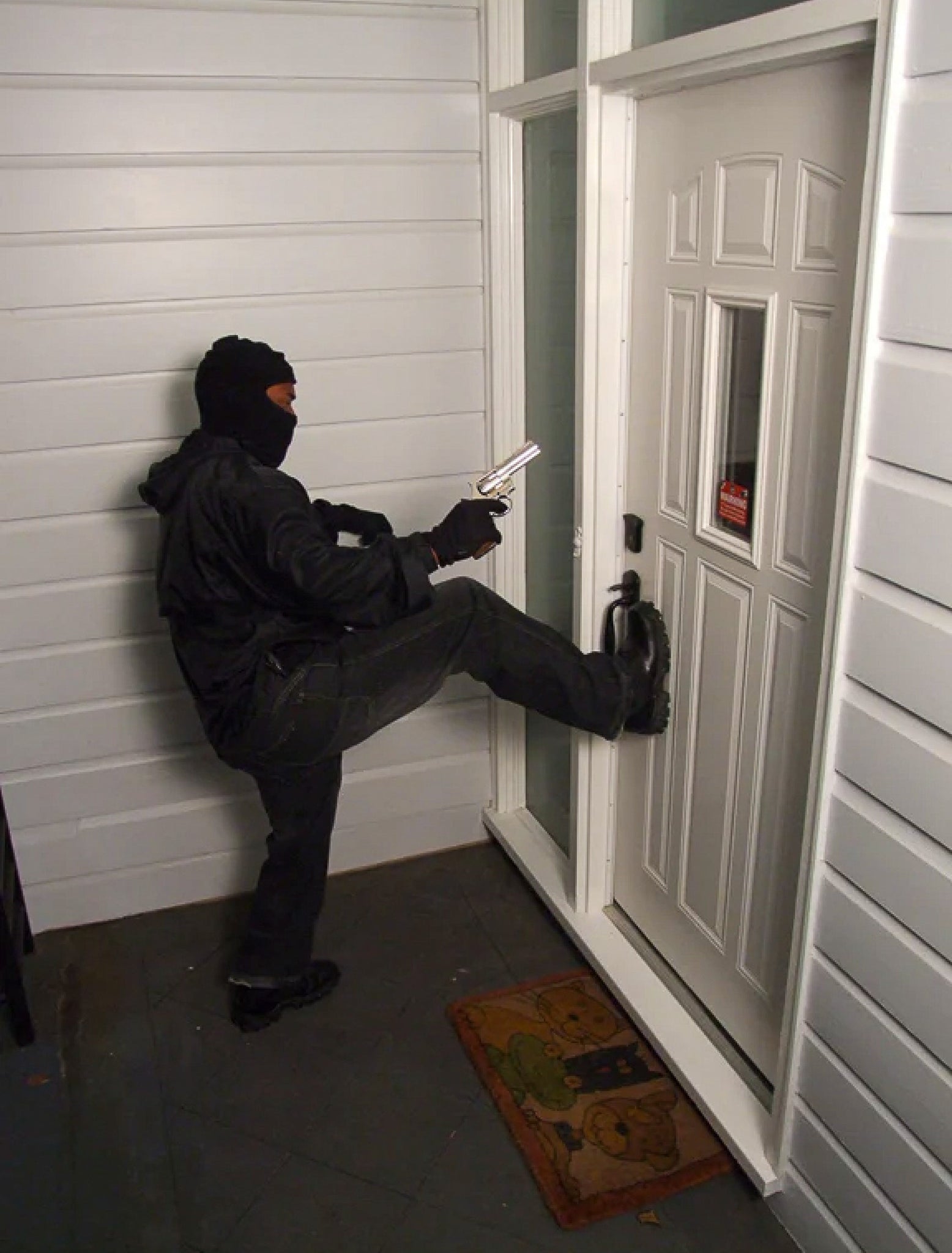OnGARD Security Door Brace, Door Barricade Stops Burglars In Their Tracks